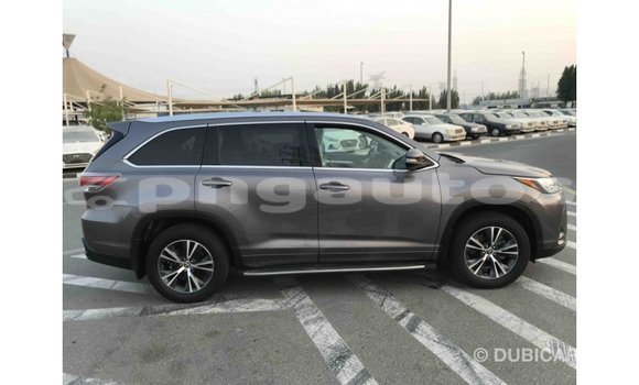Buy Import Toyota Highlander Other Car in Import - Dubai in Enga Buy Import Toyota Highlander Other Car in Import - Dubai in Enga
