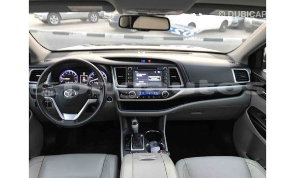 Buy Import Toyota Highlander Other Car in Import - Dubai in Enga Buy Import Toyota Highlander Other Car in Import - Dubai in Enga