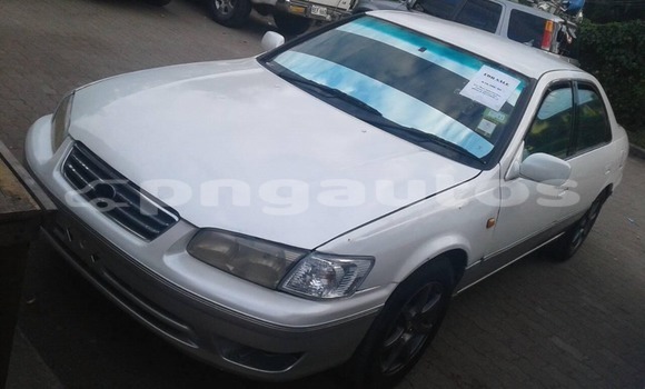Acheter Occasion Voiture Toyota Camry Blanc à Port Moresby, National Capital District Acheter Occasion Voiture Toyota Camry Blanc à Port Moresby, National Capital District