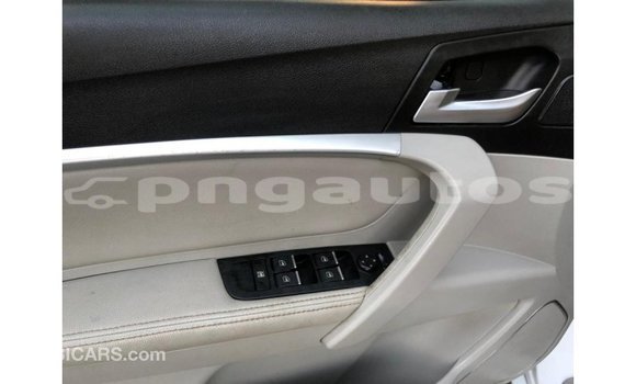 Buy Import Geely Emgrand 7 White Car in Import - Dubai in Enga Buy Import Geely Emgrand 7 White Car in Import - Dubai in Enga