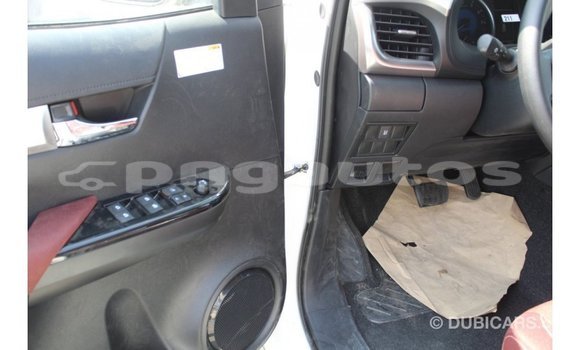 Buy Import Toyota Hilux White Car in Import - Dubai in Enga Buy Import Toyota Hilux White Car in Import - Dubai in Enga
