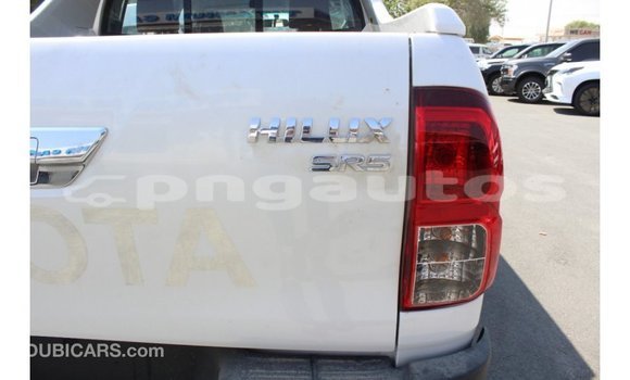 Buy Import Toyota Hilux White Car in Import - Dubai in Enga Buy Import Toyota Hilux White Car in Import - Dubai in Enga
