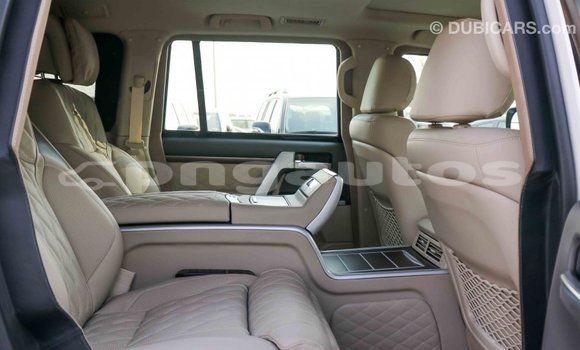 Buy Import Toyota Land Cruiser White Car in Import - Dubai in Enga Buy Import Toyota Land Cruiser White Car in Import - Dubai in Enga