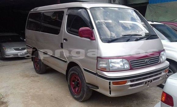 Buy Used Toyota Hiace Other Car in Bulolo in Morobe Buy Used Toyota Hiace Other Car in Bulolo in Morobe