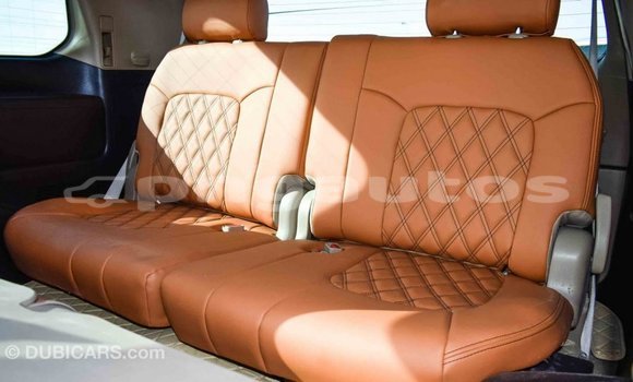 Buy Import Toyota Land Cruiser White Car in Import - Dubai in Enga Buy Import Toyota Land Cruiser White Car in Import - Dubai in Enga
