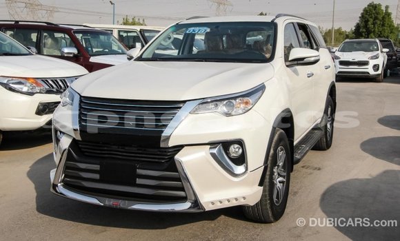 Buy Import Toyota Fortuner White Car in Import - Dubai in Enga Buy Import Toyota Fortuner White Car in Import - Dubai in Enga