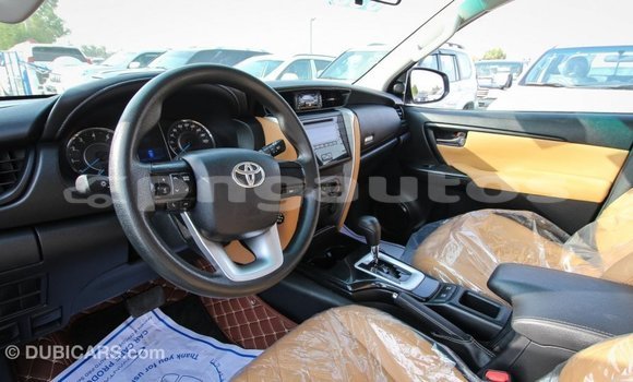 Buy Import Toyota Fortuner White Car in Import - Dubai in Enga Buy Import Toyota Fortuner White Car in Import - Dubai in Enga
