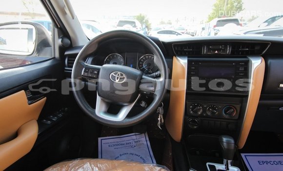 Buy Import Toyota Fortuner White Car in Import - Dubai in Enga Buy Import Toyota Fortuner White Car in Import - Dubai in Enga