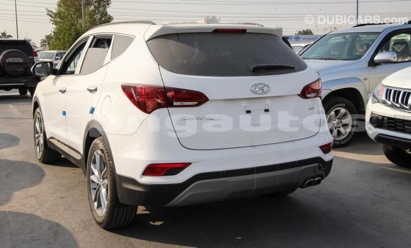 Buy Import Hyundai Santa Fe White Car in Import - Dubai in Enga Buy Import Hyundai Santa Fe White Car in Import - Dubai in Enga