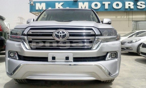 Buy Import Toyota Land Cruiser Other Car in Import - Dubai in Enga Buy Import Toyota Land Cruiser Other Car in Import - Dubai in Enga