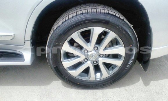 Buy Import Toyota Land Cruiser Other Car in Import - Dubai in Enga Buy Import Toyota Land Cruiser Other Car in Import - Dubai in Enga