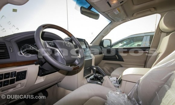 Buy Import Toyota Land Cruiser Black Car in Import - Dubai in Enga Buy Import Toyota Land Cruiser Black Car in Import - Dubai in Enga