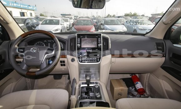 Buy Import Toyota Land Cruiser Black Car in Import - Dubai in Enga Buy Import Toyota Land Cruiser Black Car in Import - Dubai in Enga