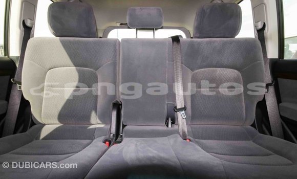 Buy Import Toyota Land Cruiser White Car in Import - Dubai in Enga Buy Import Toyota Land Cruiser White Car in Import - Dubai in Enga