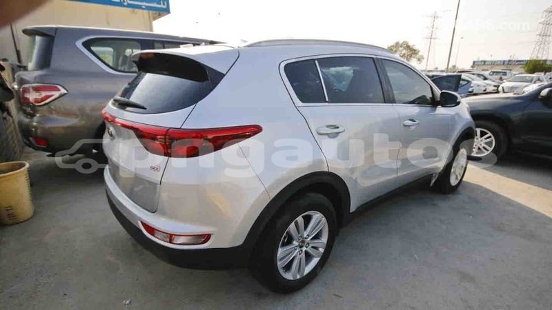 Big with watermark kia sportage enga import dubai 3684