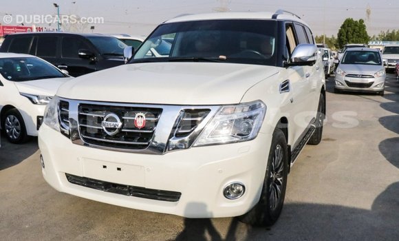 Buy Import Nissan Patrol White Car in Import - Dubai in Enga Buy Import Nissan Patrol White Car in Import - Dubai in Enga