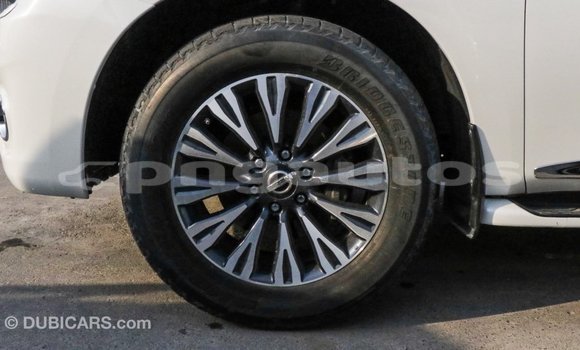 Buy Import Nissan Patrol White Car in Import - Dubai in Enga Buy Import Nissan Patrol White Car in Import - Dubai in Enga