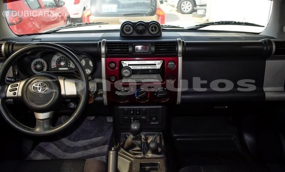 Buy Import Toyota FJ Cruiser Other Car in Import - Dubai in Enga Buy Import Toyota FJ Cruiser Other Car in Import - Dubai in Enga