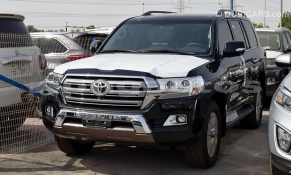 Buy Import Toyota Land Cruiser Black Car in Import - Dubai in Enga Buy Import Toyota Land Cruiser Black Car in Import - Dubai in Enga
