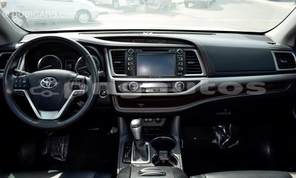 Buy Import Toyota Highlander Other Car in Import - Dubai in Enga Buy Import Toyota Highlander Other Car in Import - Dubai in Enga