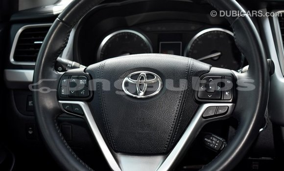 Buy Import Toyota Highlander Other Car in Import - Dubai in Enga Buy Import Toyota Highlander Other Car in Import - Dubai in Enga