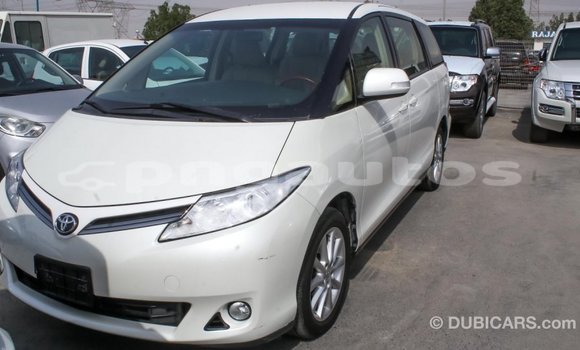 Buy Import Toyota Previa White Car in Import - Dubai in Enga Buy Import Toyota Previa White Car in Import - Dubai in Enga