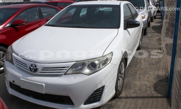 Buy Import Toyota Camry White Car in Import - Dubai in Enga Buy Import Toyota Camry White Car in Import - Dubai in Enga