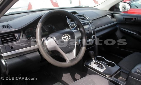 Buy Import Toyota Camry White Car in Import - Dubai in Enga Buy Import Toyota Camry White Car in Import - Dubai in Enga
