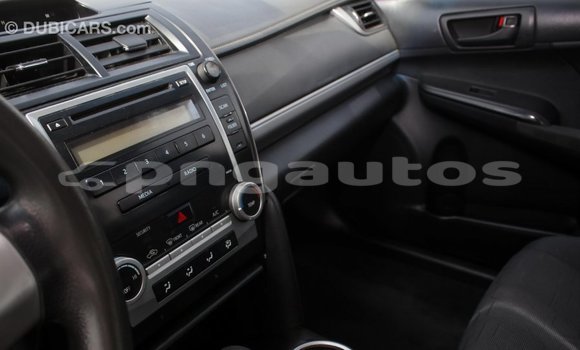 Buy Import Toyota Camry White Car in Import - Dubai in Enga Buy Import Toyota Camry White Car in Import - Dubai in Enga