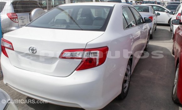 Buy Import Toyota Camry White Car in Import - Dubai in Enga Buy Import Toyota Camry White Car in Import - Dubai in Enga