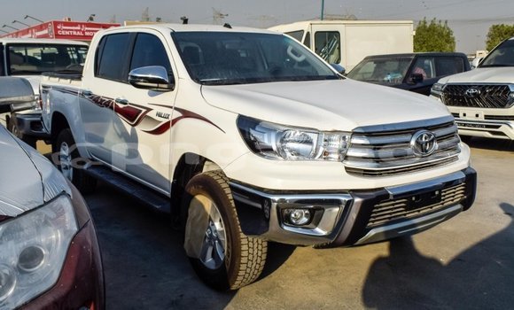 Buy Import Toyota Hilux White Car in Import - Dubai in Enga Buy Import Toyota Hilux White Car in Import - Dubai in Enga