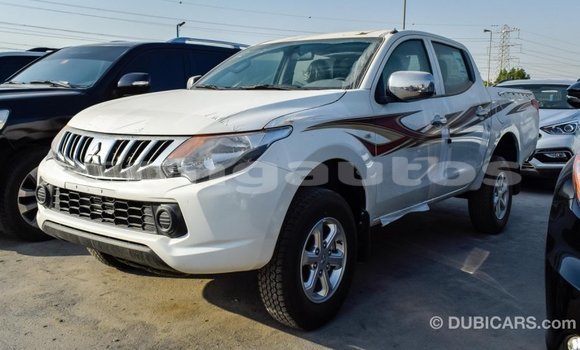 Buy Import Mitsubishi L200 White Car in Import - Dubai in Enga Buy Import Mitsubishi L200 White Car in Import - Dubai in Enga