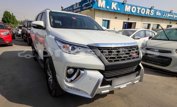 Buy Import Toyota Fortuner White Car in Import - Dubai in Enga Buy Import Toyota Fortuner White Car in Import - Dubai in Enga