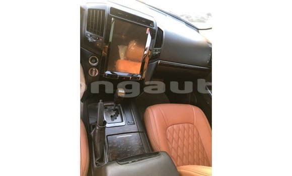 Buy Import Toyota Land Cruiser Black Car in Import - Dubai in Enga Buy Import Toyota Land Cruiser Black Car in Import - Dubai in Enga