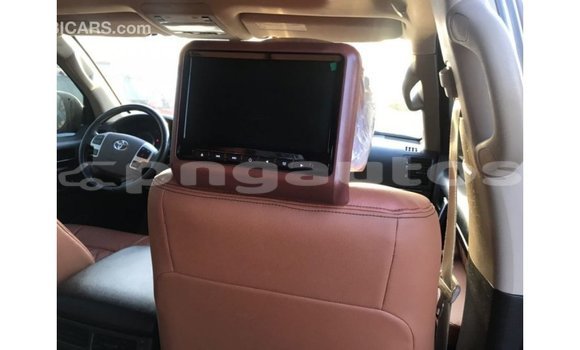 Buy Import Toyota Land Cruiser Black Car in Import - Dubai in Enga Buy Import Toyota Land Cruiser Black Car in Import - Dubai in Enga