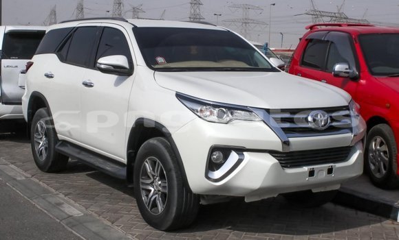 Buy Import Toyota Fortuner White Car in Import - Dubai in Enga Buy Import Toyota Fortuner White Car in Import - Dubai in Enga