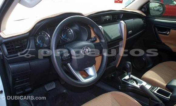 Buy Import Toyota Fortuner White Car in Import - Dubai in Enga Buy Import Toyota Fortuner White Car in Import - Dubai in Enga
