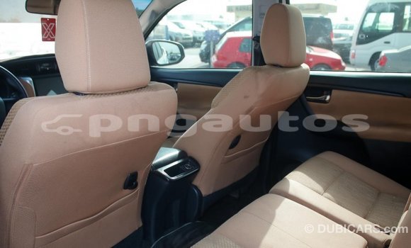 Buy Import Toyota Fortuner White Car in Import - Dubai in Enga Buy Import Toyota Fortuner White Car in Import - Dubai in Enga