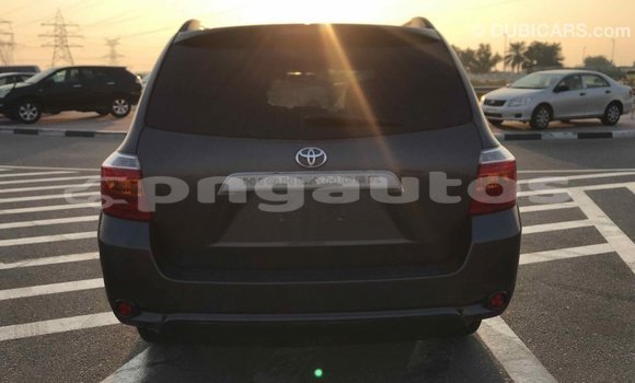 Buy Import Toyota Highlander Other Car in Import - Dubai in Enga Buy Import Toyota Highlander Other Car in Import - Dubai in Enga
