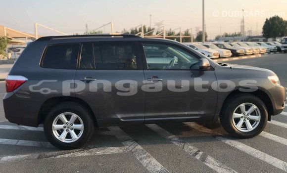 Buy Import Toyota Highlander Other Car in Import - Dubai in Enga Buy Import Toyota Highlander Other Car in Import - Dubai in Enga