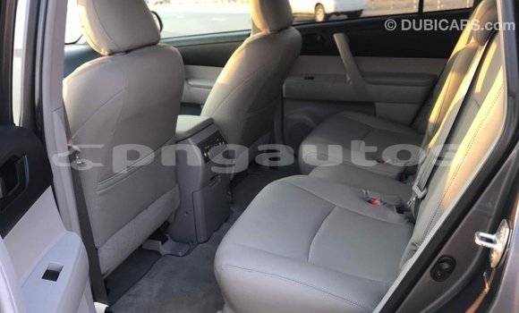 Buy Import Toyota Highlander Other Car in Import - Dubai in Enga Buy Import Toyota Highlander Other Car in Import - Dubai in Enga