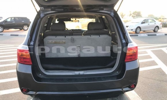 Buy Import Toyota Highlander Other Car in Import - Dubai in Enga Buy Import Toyota Highlander Other Car in Import - Dubai in Enga