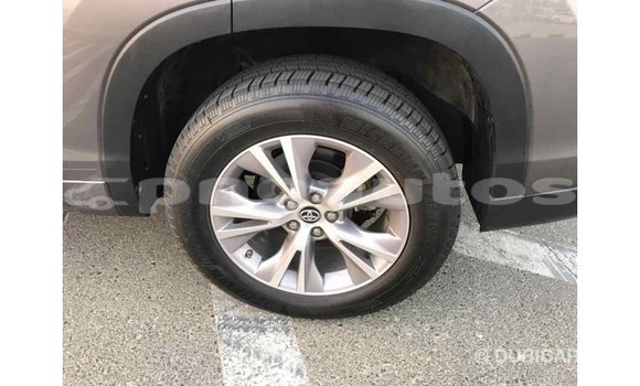 Buy Import Toyota Highlander Other Car in Import - Dubai in Enga Buy Import Toyota Highlander Other Car in Import - Dubai in Enga