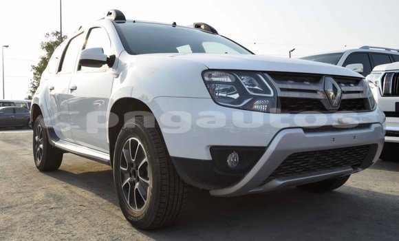 Buy Import Renault Duster White Car in Import - Dubai in Enga
