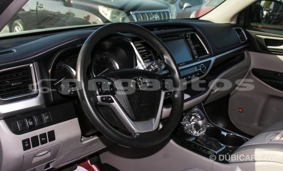 Buy Import Toyota Highlander Other Car in Import - Dubai in Enga Buy Import Toyota Highlander Other Car in Import - Dubai in Enga
