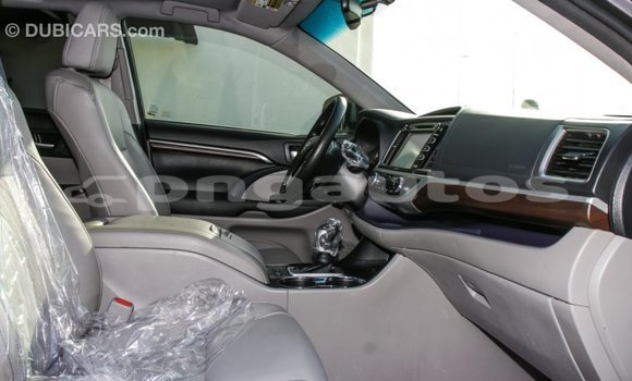 Buy Import Toyota Highlander Other Car in Import - Dubai in Enga Buy Import Toyota Highlander Other Car in Import - Dubai in Enga
