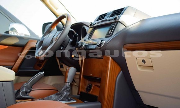 Buy Import Toyota Prado White Car in Import - Dubai in Enga Buy Import Toyota Prado White Car in Import - Dubai in Enga