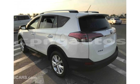 Buy Import Toyota 4Runner White Car in Import - Dubai in Enga Buy Import Toyota 4Runner White Car in Import - Dubai in Enga