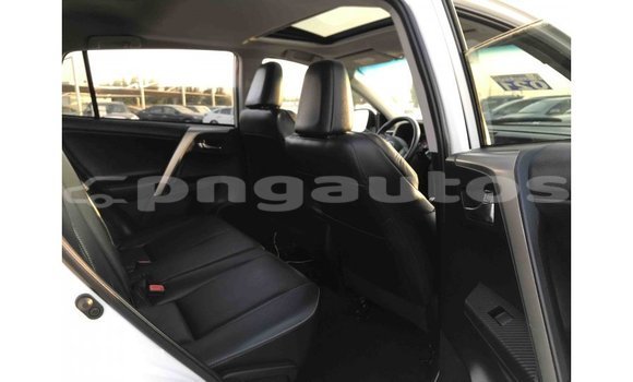 Buy Import Toyota 4Runner White Car in Import - Dubai in Enga Buy Import Toyota 4Runner White Car in Import - Dubai in Enga