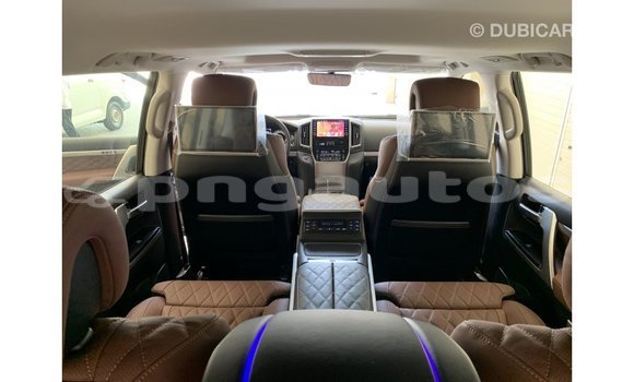Buy Import Toyota Land Cruiser Black Car in Import - Dubai in Enga Buy Import Toyota Land Cruiser Black Car in Import - Dubai in Enga
